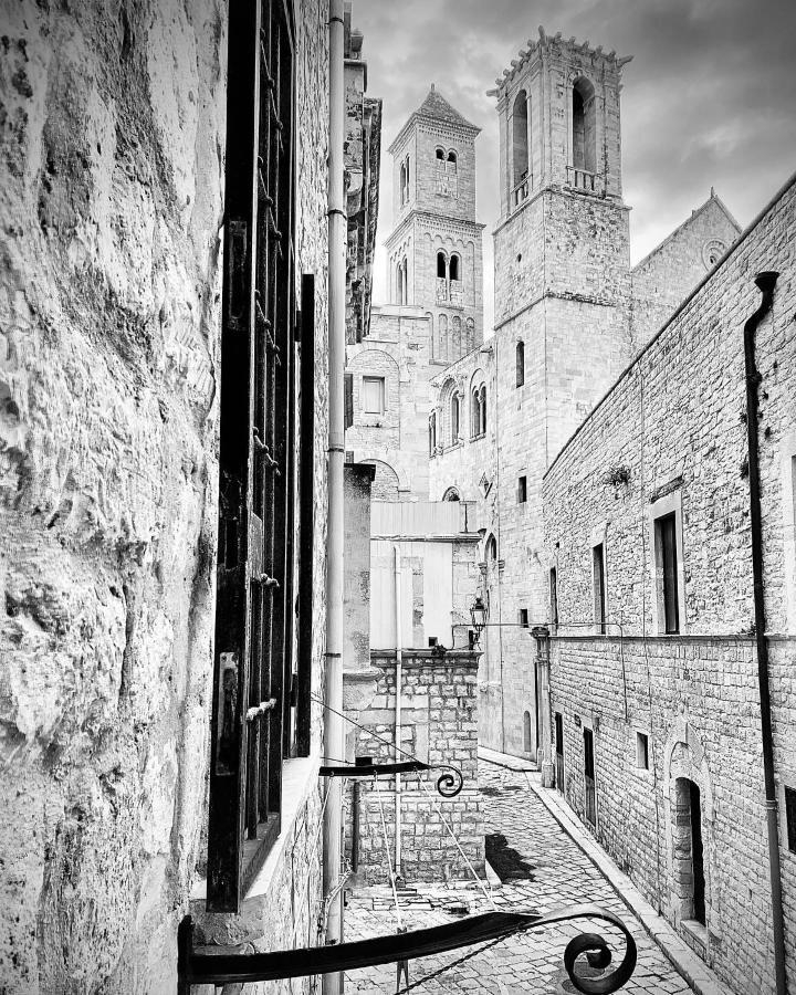 Appartement Dimora Nel Palazzo Ducale With Private Parking à Giovinazzo Extérieur photo